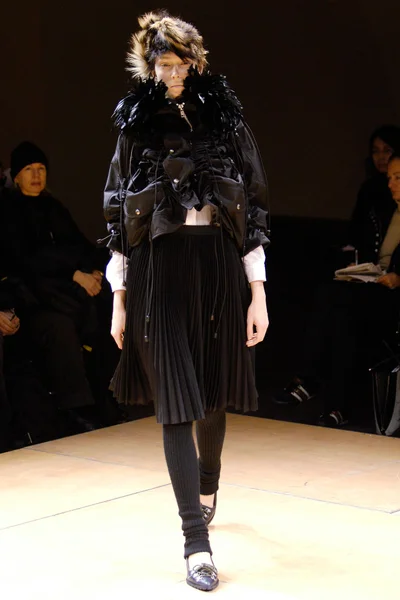 Look 25